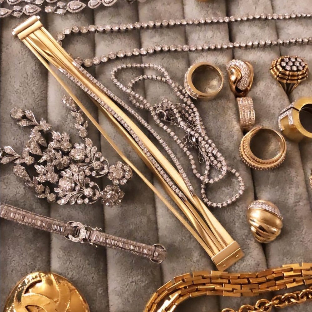 Meet your Posher, Alexa